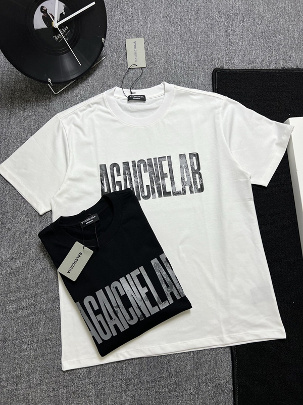 ブランドTシャツ正面デザイン